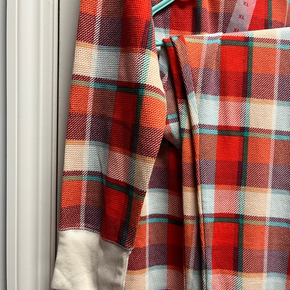 Red Plaid Thermal Top and Leggings Set - Picture 3 of 6